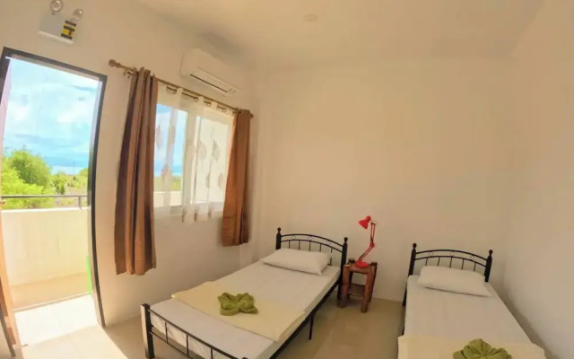 Divers Lodge Plumeria