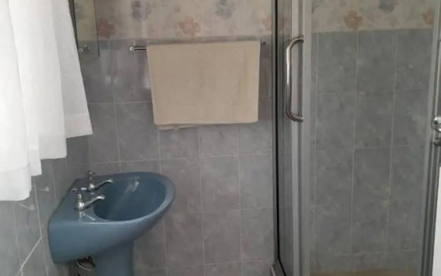 2 Bedroomed Apartment With En-suite and Kitchenette - 2068