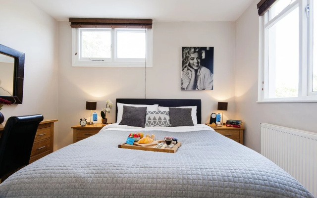 The Chelsea Harcourt Lodge - LPR