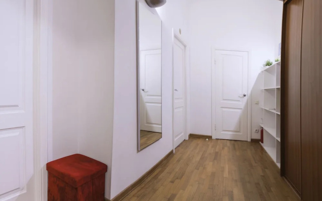 Home4day Central Modern Flat