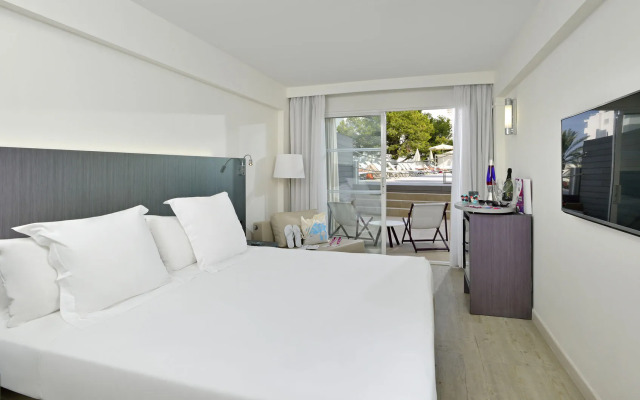 Отель Sol House Mallorca