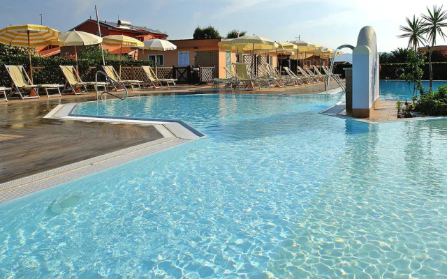 Apartment in Vada near restaurants