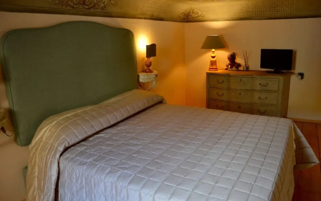 Mozza Suite