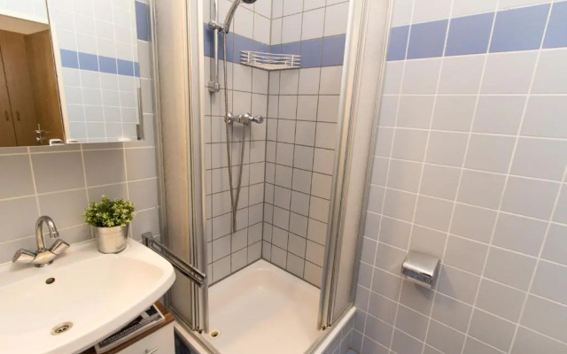 CheckVienna - Apartmenthaus Hietzing