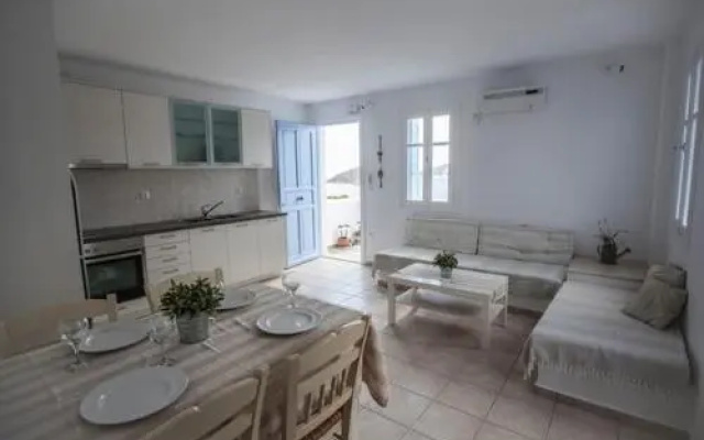 Astarti Apartments