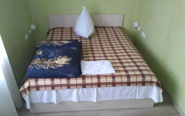 Apartment on the World