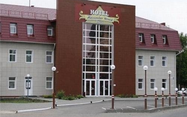 Гостиница Александр Хаус в Барнауле 1 отзыв об отеле, цены и фото номеров - забронировать гостиницу Александр Хаус онлайн Барнаул вид на фасад