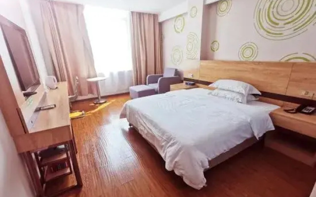GreenTree Inn Express Hotel (Lianjiang Jiuzhoujiang Avenue North Branch)