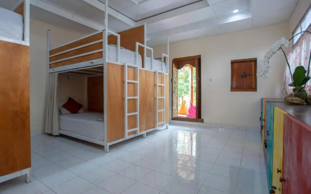 Nushe Hostel & Room By Zuzu