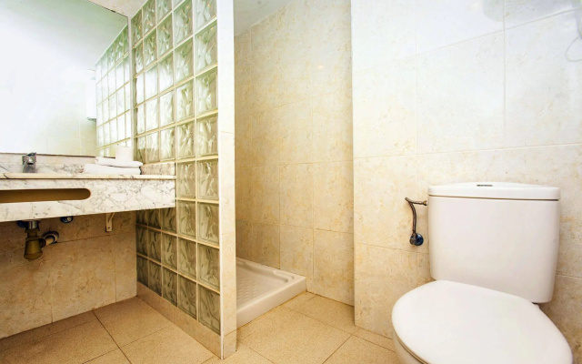 Apartamentos Alboran-Arysal