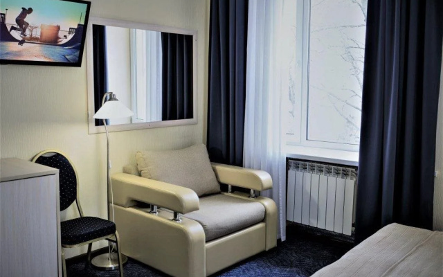 Aero Hotel