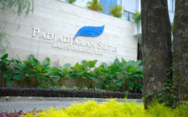 Padjadjaran Suites Resort & Convention Hotel