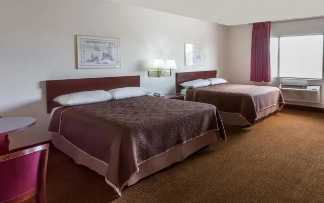 Travelodge by Wyndham Mesa