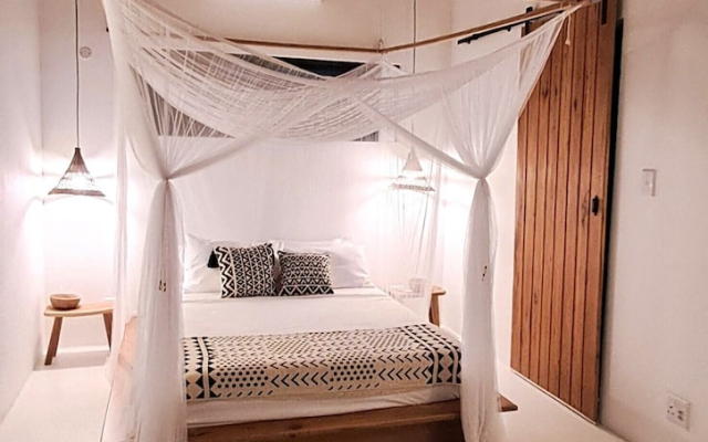 Coral Villa - Luxury Beachfront Villa with Private Pool by Karula