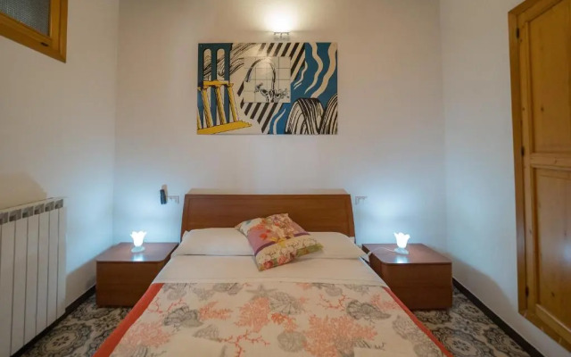 Unda de Ma Apartment with AC & Sea View Balcony