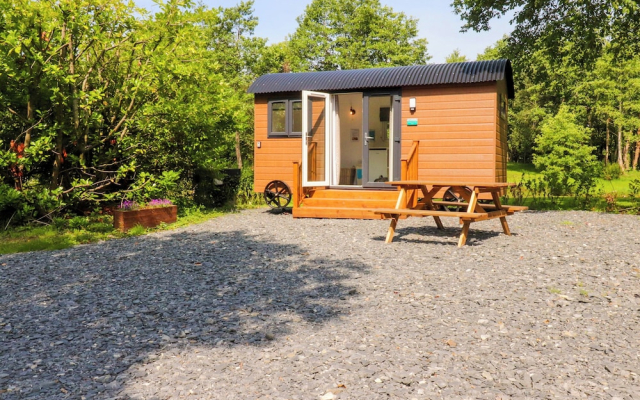 Shepherds Hut 2