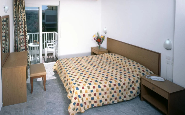 Kassandra Hotel
