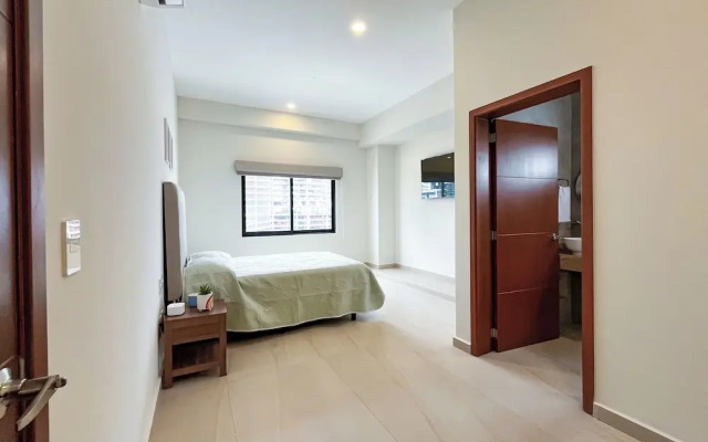 Makeva Condos - Near Malecon