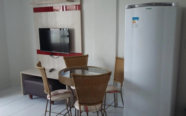 Lagoa Quente Flat Service