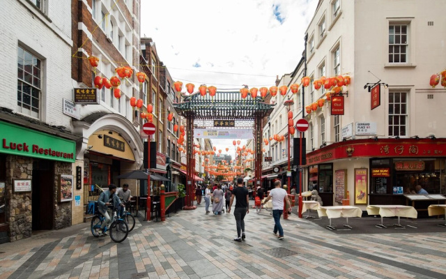 Hausd - Leicester Square