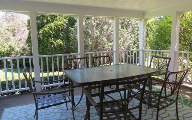 262 Chippingstone - Three Bedroom House
