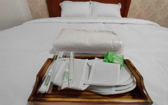 Sans Hotel Queen Batu