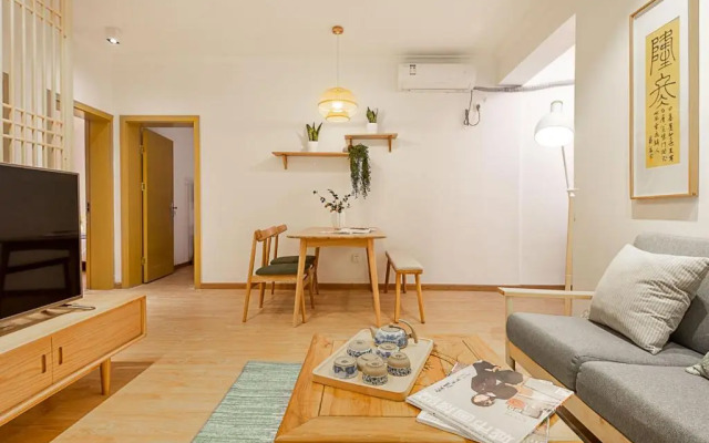Changsha Furong·Changsha Railway Station· Locals Apartment 00159160