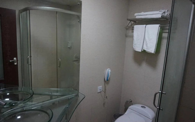 Shanghai Junhang Holiday Hotel