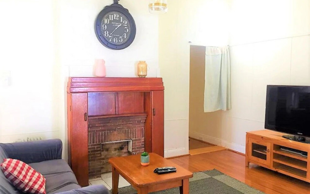Comfy and Big Blue Cottage