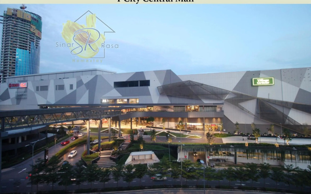 I-City Homestay@5 min walk to shopping Mall