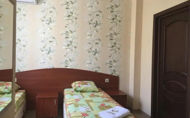 Отель Малахит