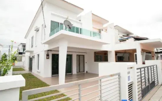 Seremban Spacious Sweet Home 15-19paxs