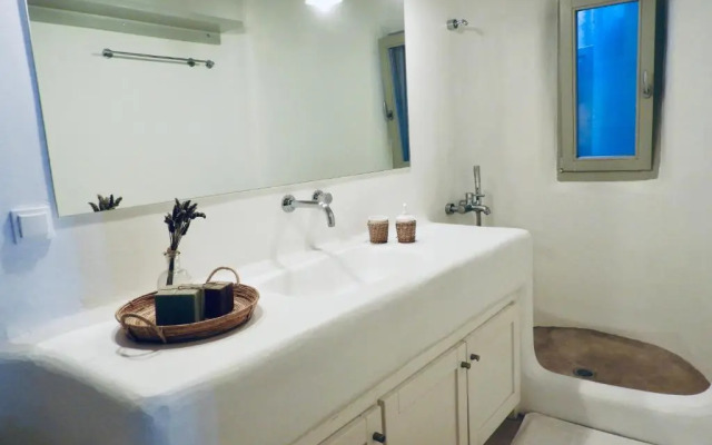 Selene Suite by LLB Mykonos - 2BDR - Sea & Sunset view