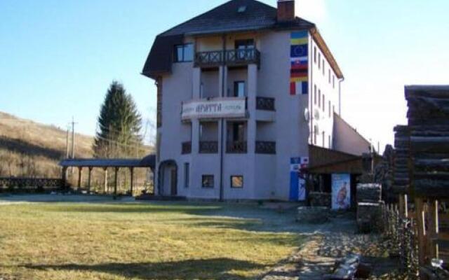 Гостиница Aratta Украина, Поляна - отзывы, цены и фото номеров - забронировать гостиницу Aratta онлайн вид на фасад