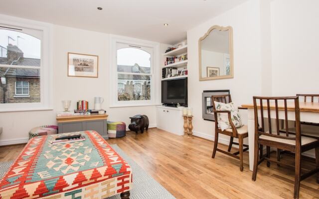 Отель 2 Bedroom Home In Islington комната для гостей