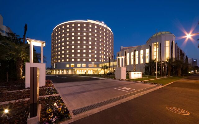 Tokyo Bay Maihama Hotel Ураясу вид на фасад