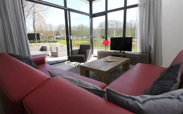 Modern Holiday Home in a Holiday Park