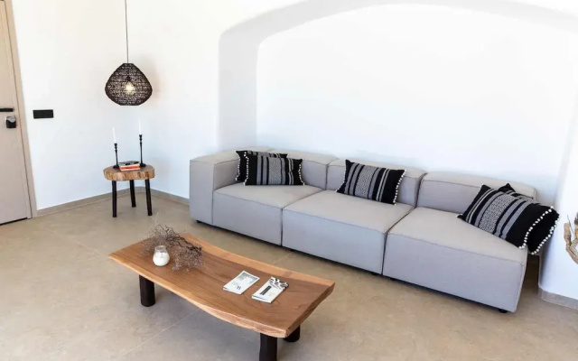 Amaze Mykonos Luxury Seaview Retreat
