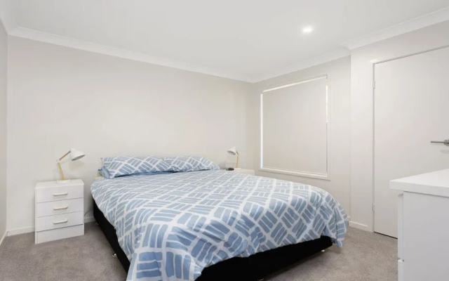 Kentia Drive 28