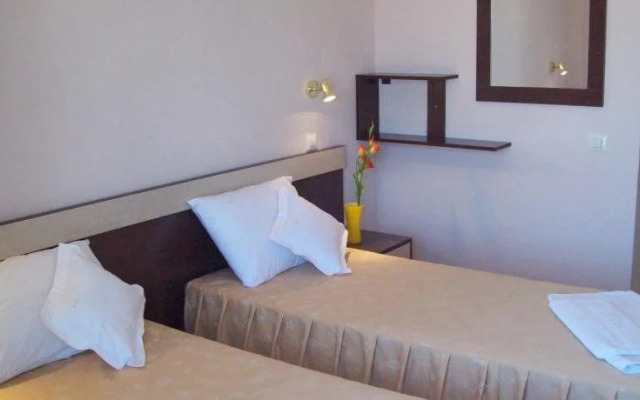 Hotel Raul