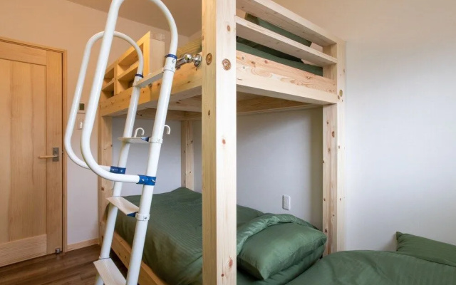 OYO Kaien Hostel