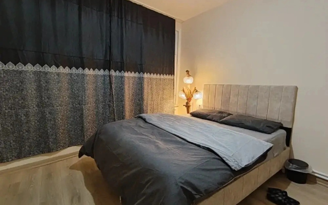 Do Not Disturb Apart Suites