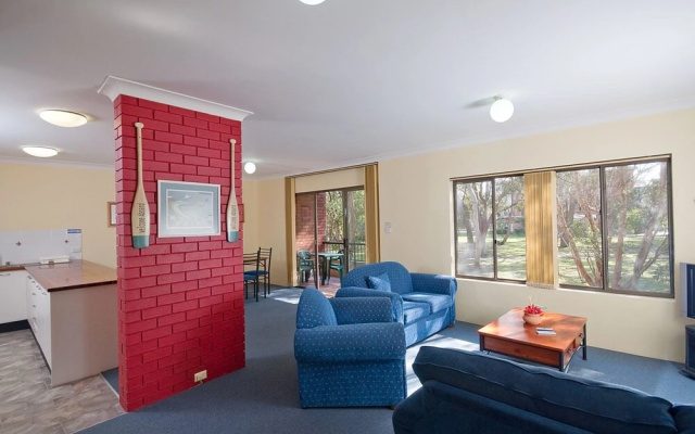 Maeva Lodge, Unit 4/14 Gretel Close