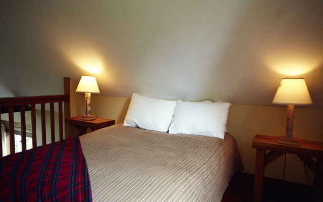Middle Beach Lodge