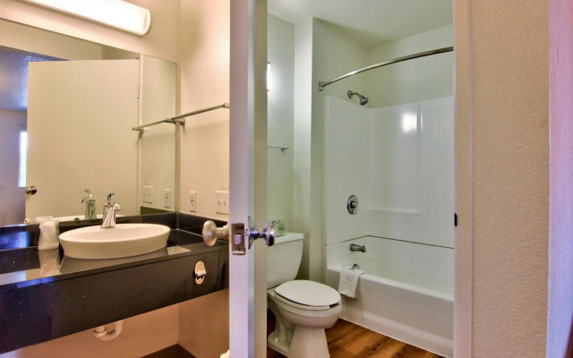 Motel 6 Sacramento, CA - South Sacramento & Elk Grove