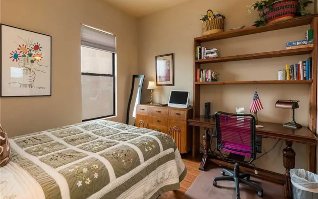 Alameda Cactus Flower 303 - One Bedroom Condo