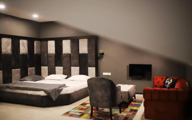 One Day Suit Hotel