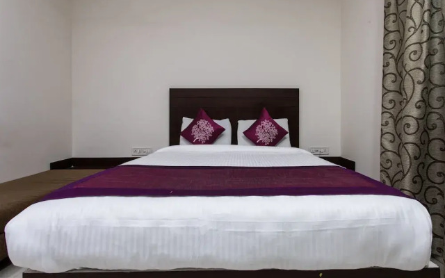 Hotel Maheshwari Avenue