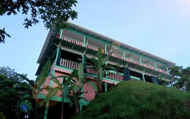 Los Secretos Guesthouse
