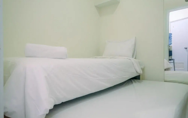 Relaxing 2BR at Green Pramuka Apartment